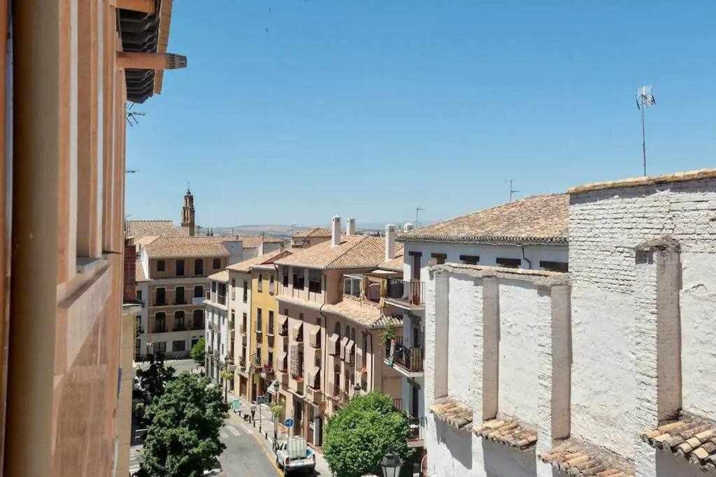Luxe Haven In Granada Apartment Ngoại thất bức ảnh