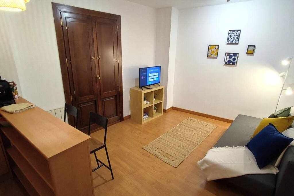 Luxe Haven In Granada Apartment Ngoại thất bức ảnh